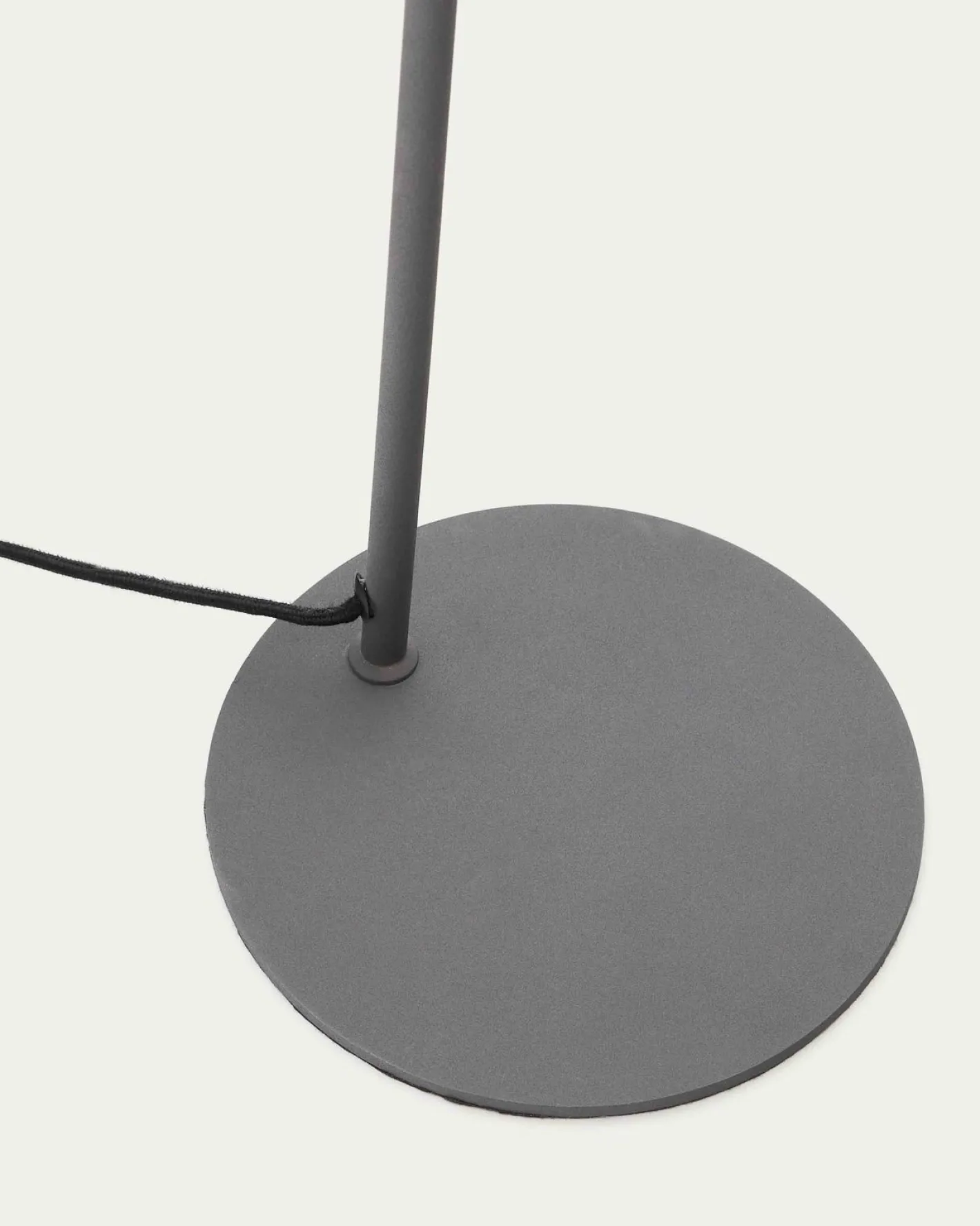 Hot Kave Home Manie Vloerlamp Zwart
