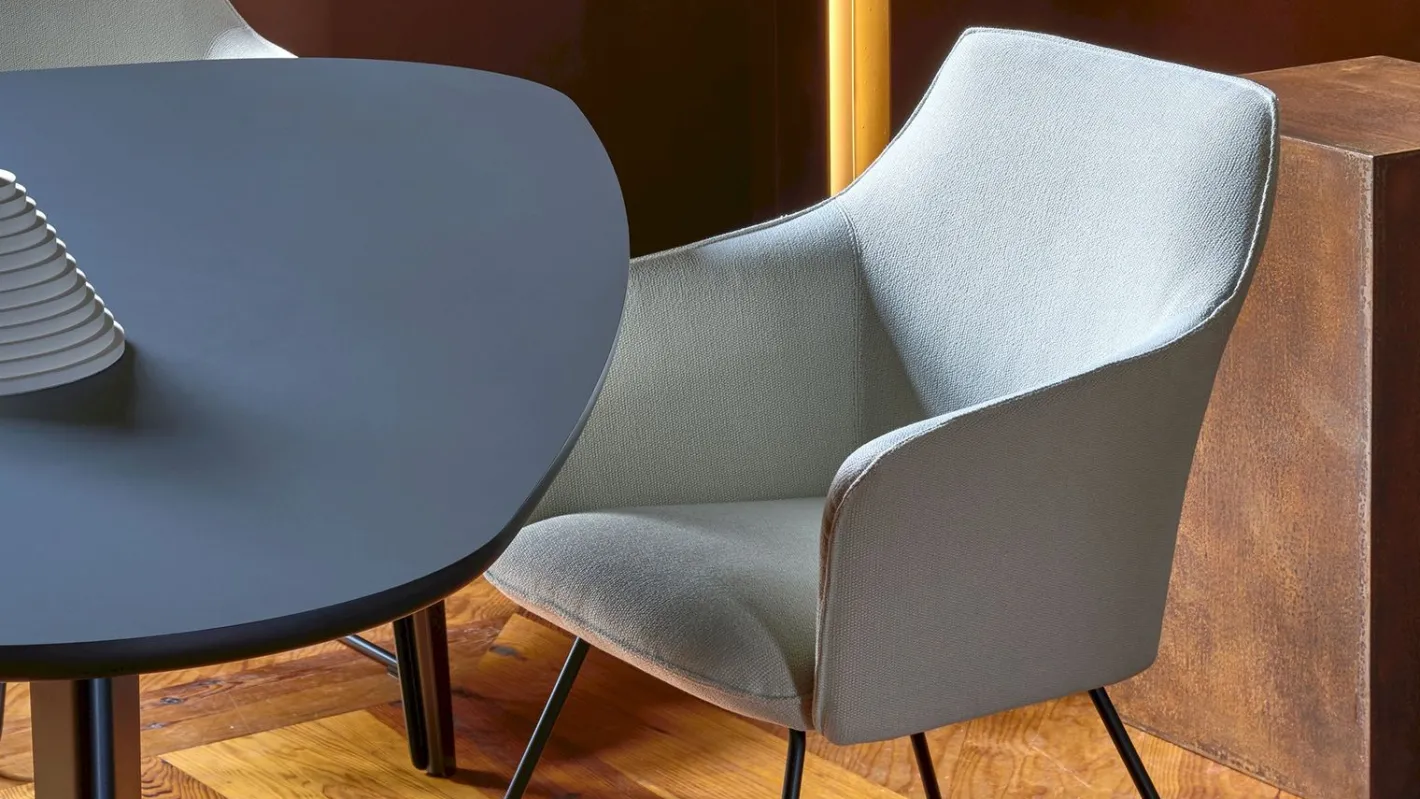 Leolux Mara Eetkamerstoel Blauw