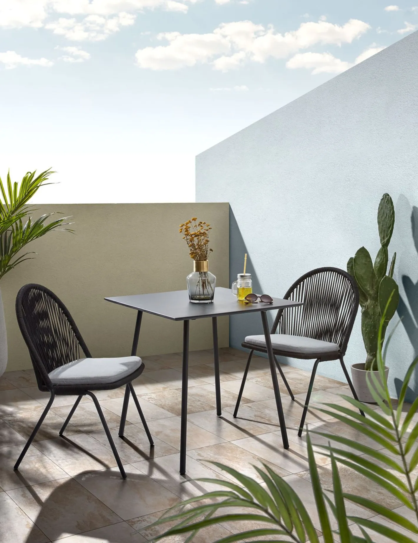 Discount Kave Home Mathis Tuintafel Zwart