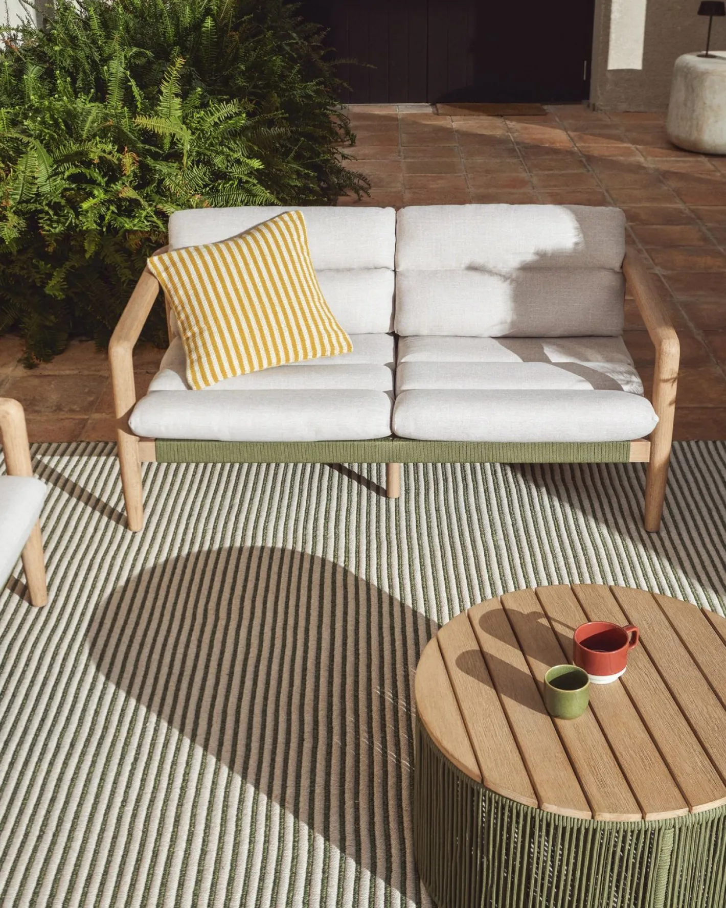 Outlet Kave Home Menfi Tuinbank Beige, Groen
