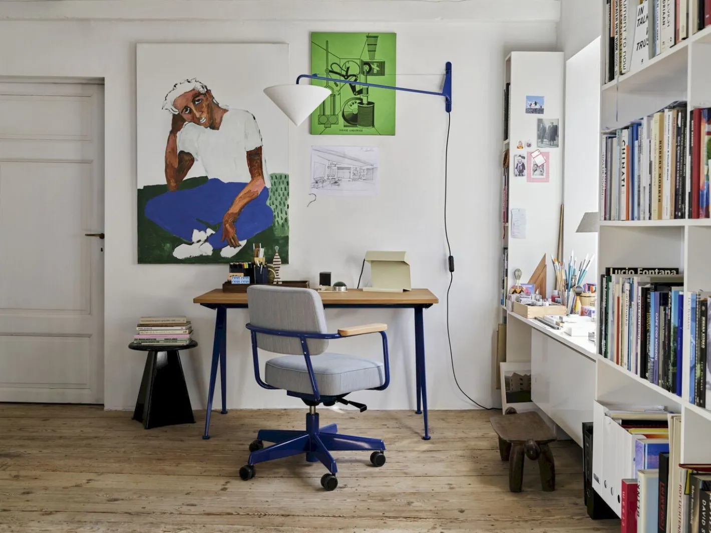 Outlet Vitra Metallique Tabouret Kruk Blue