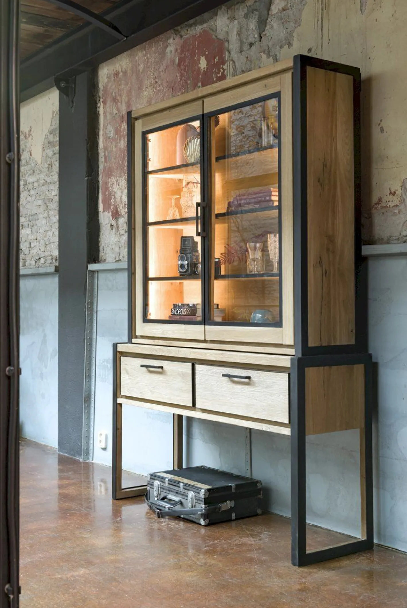 New Henders en Hazel Metalo Buffetkast Railway brown