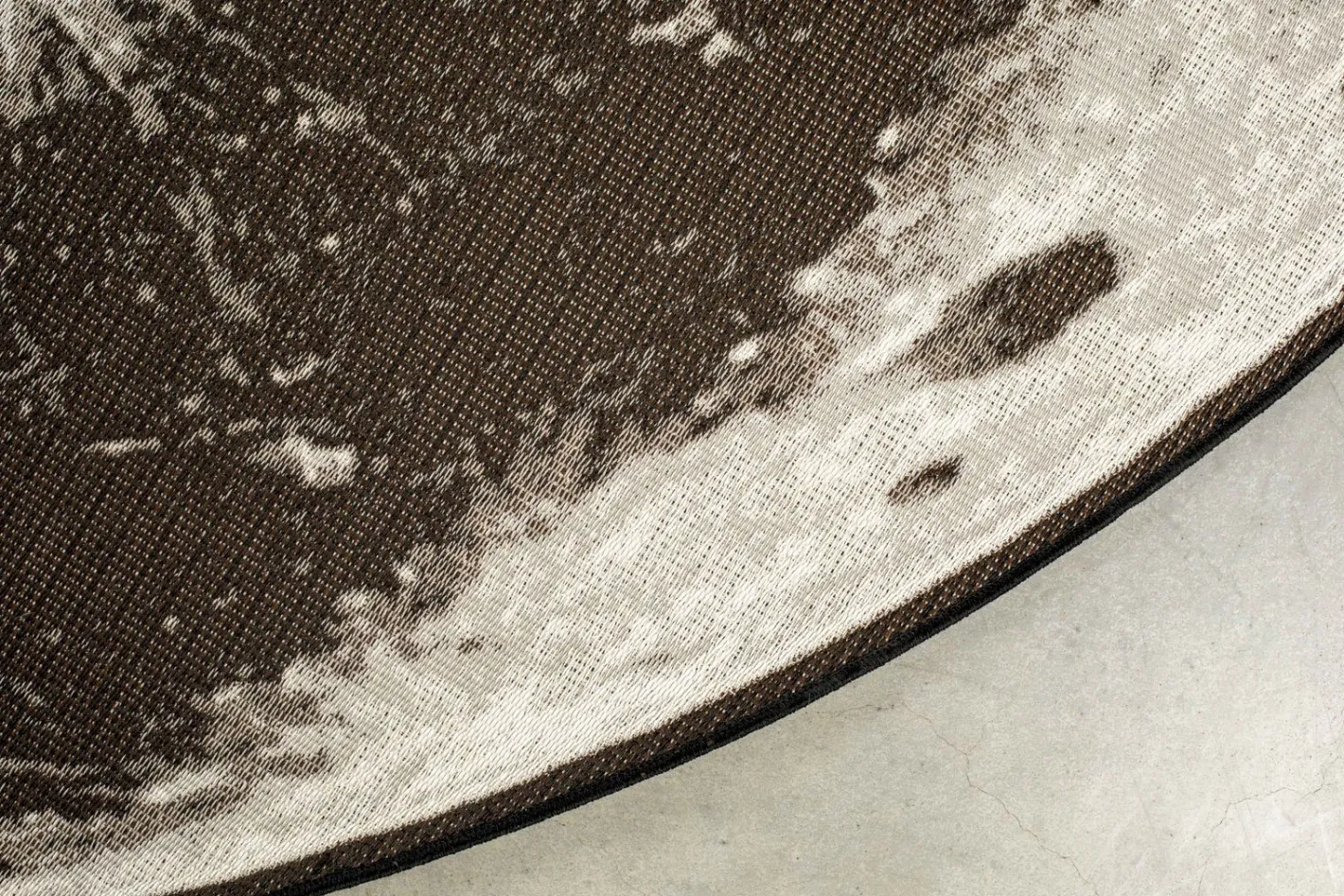 Online Zuiver Moon Vloerkleed Stone Grey