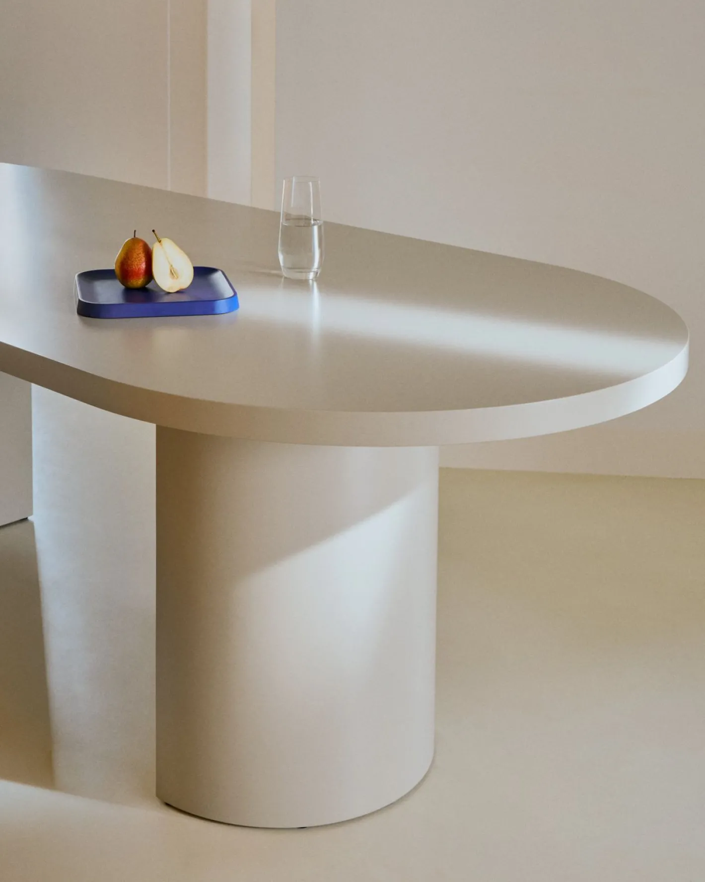 New Kave Home Nealy Eettafel Ecru
