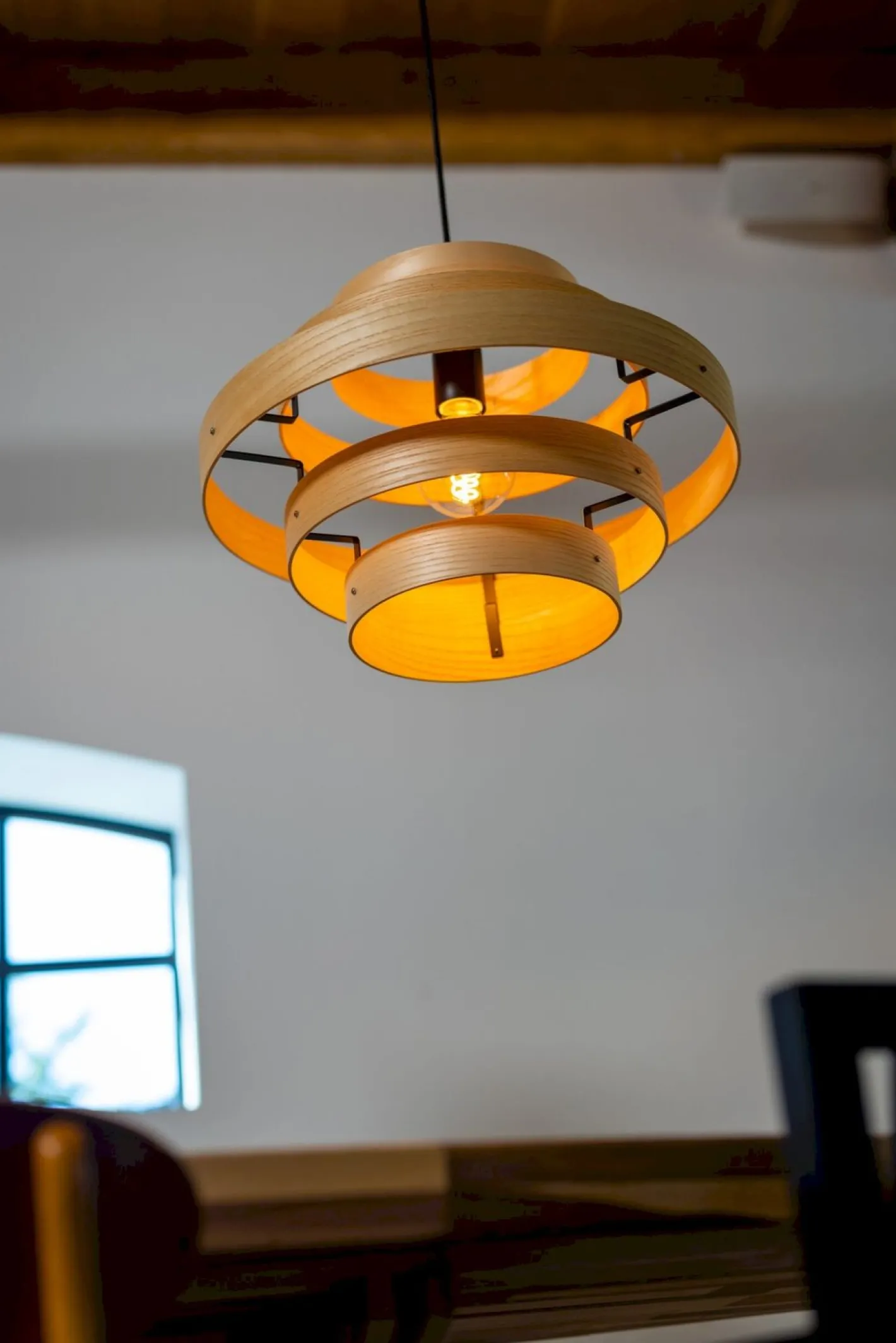 Best Eijerkamp Collectie Oaknut Hanglamp Bruin