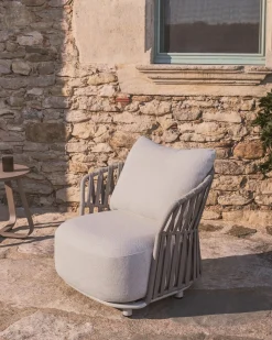 Kave Home Osani Outdoor Fauteuil Ecru, Taupe