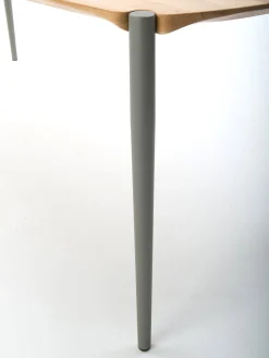 Outlet Bert Plantagie Poppy Eettafel Pale Grey
