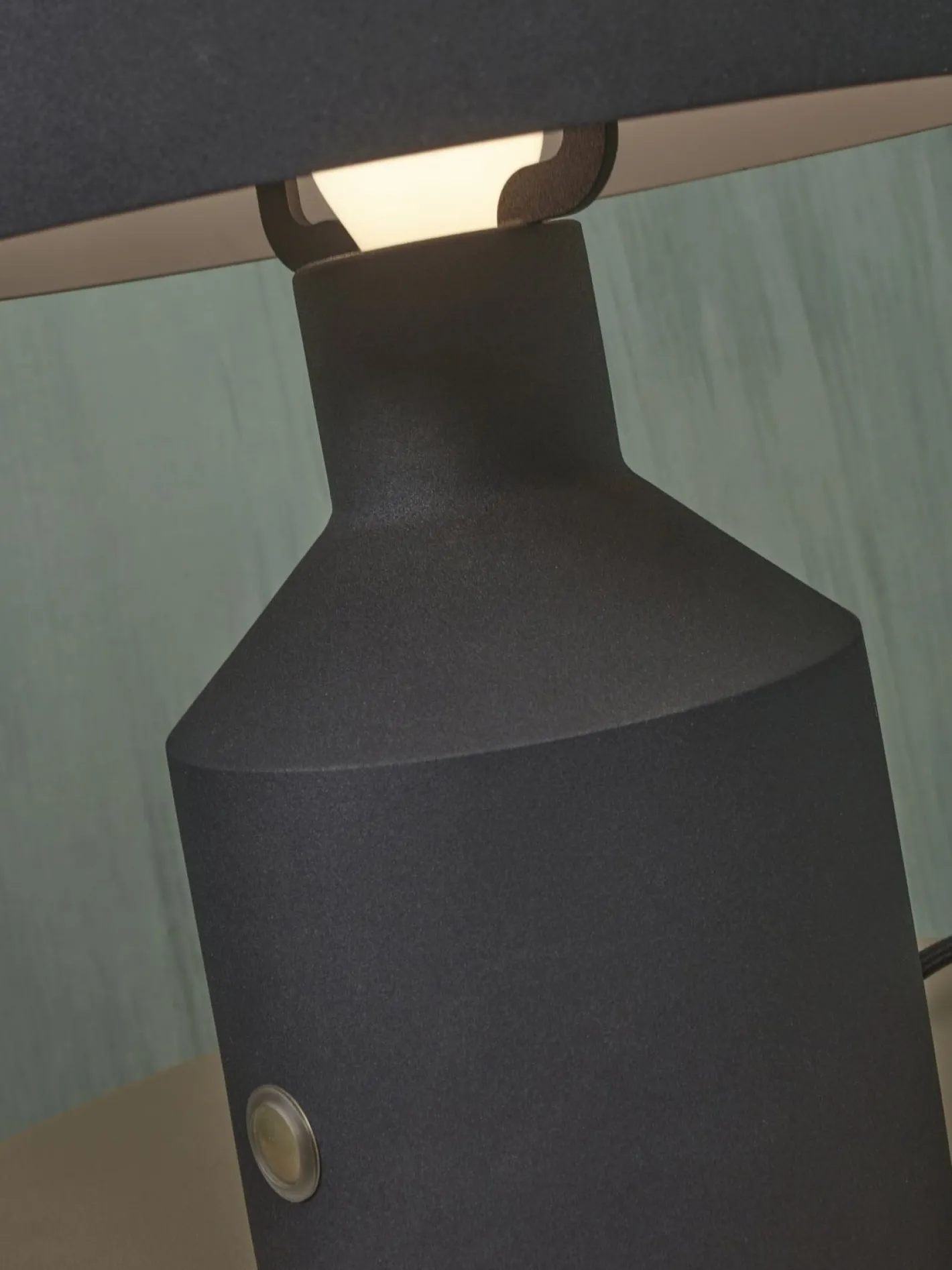 It's about RoMi Porto Tafellamp Black