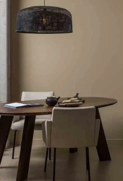 New WOOOD Roundly Eettafel Walnut