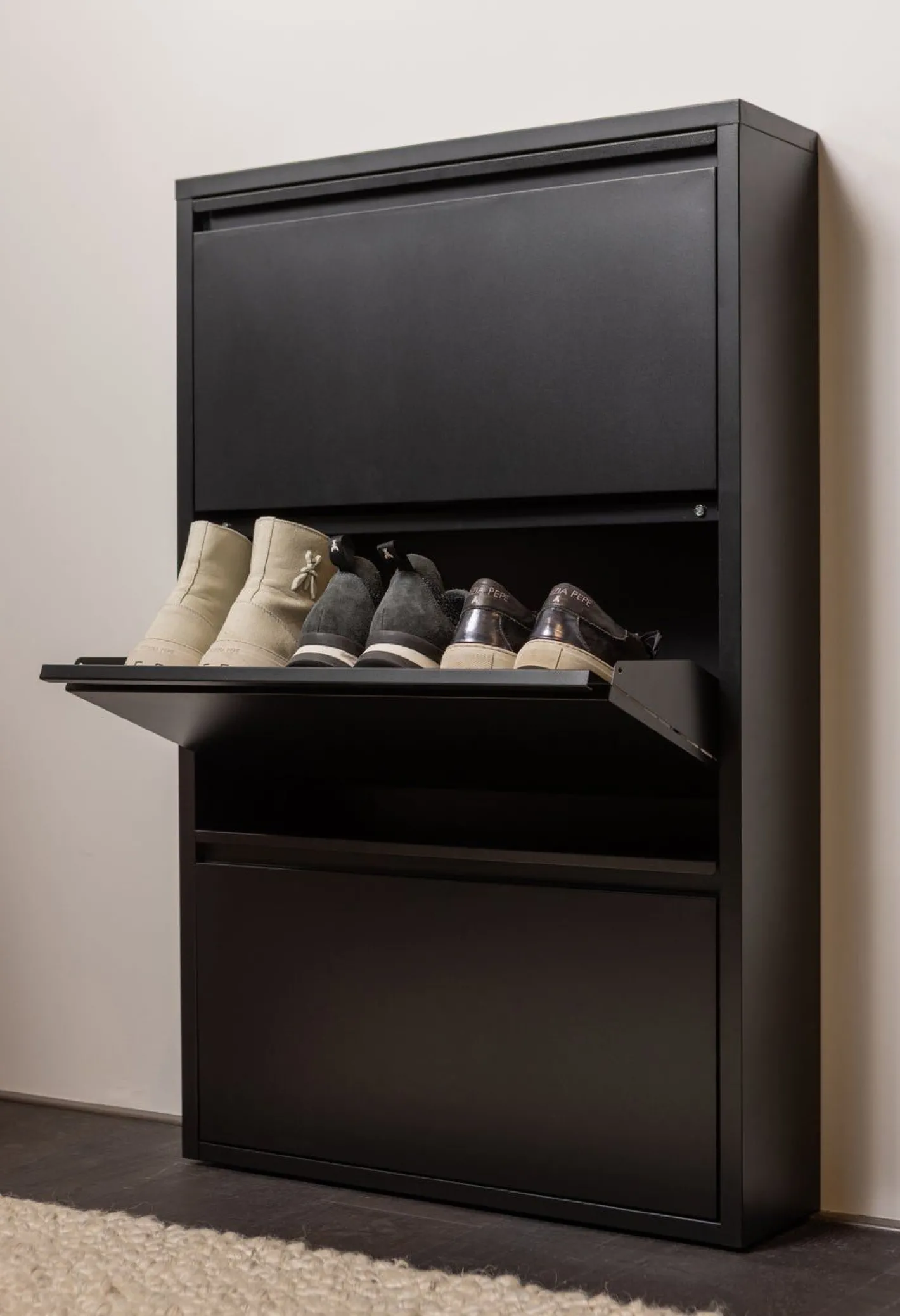 Online WOOOD Sabine Schoenenkast Black