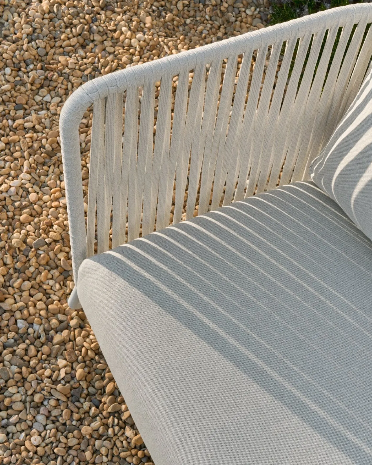 Kave Home Saconca Tuinbank Grijs