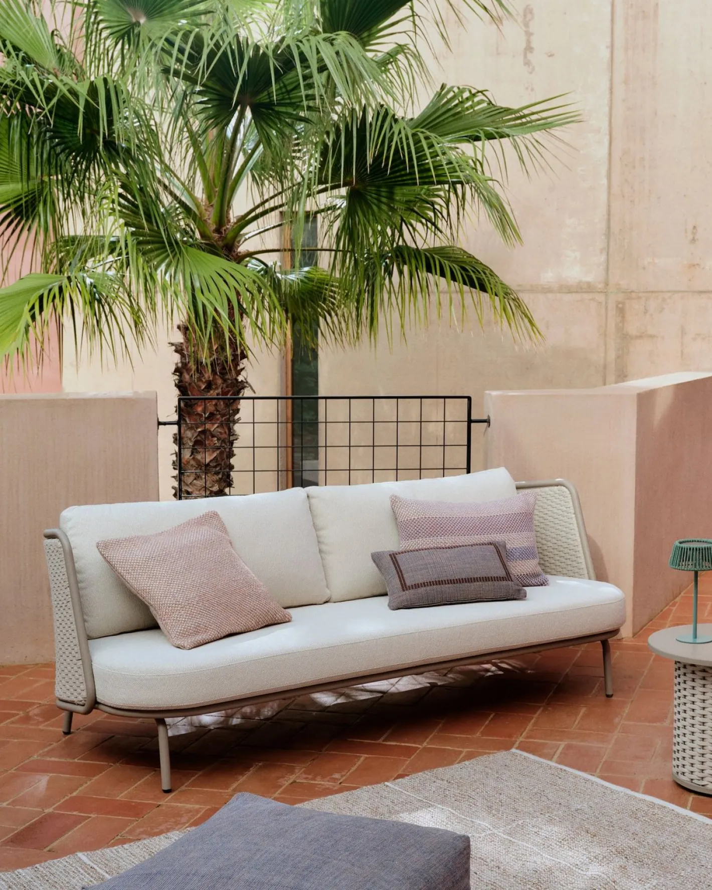 Discount Kave Home Sedalis Tuinbank Taupe, Beige