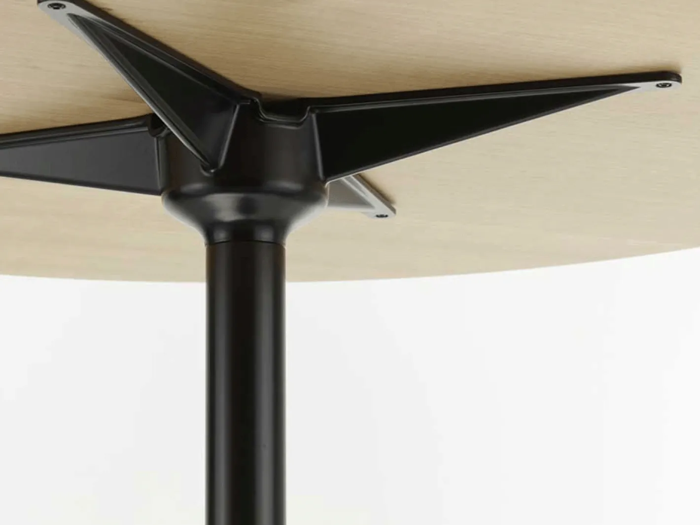 Sale Vitra Segmented Eettafel Bruin