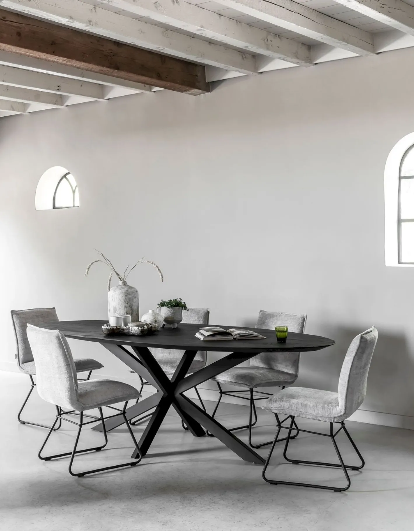 Sale DTP Home Shape Ovaal Eettafel Zwart