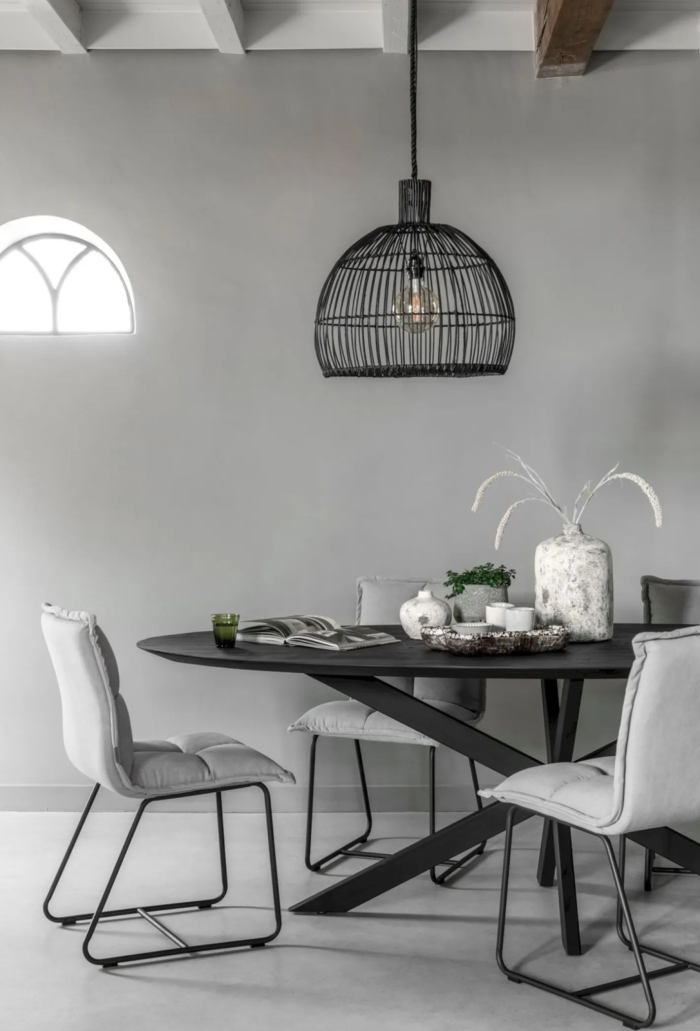 Sale DTP Home Shape Ovaal Eettafel Zwart