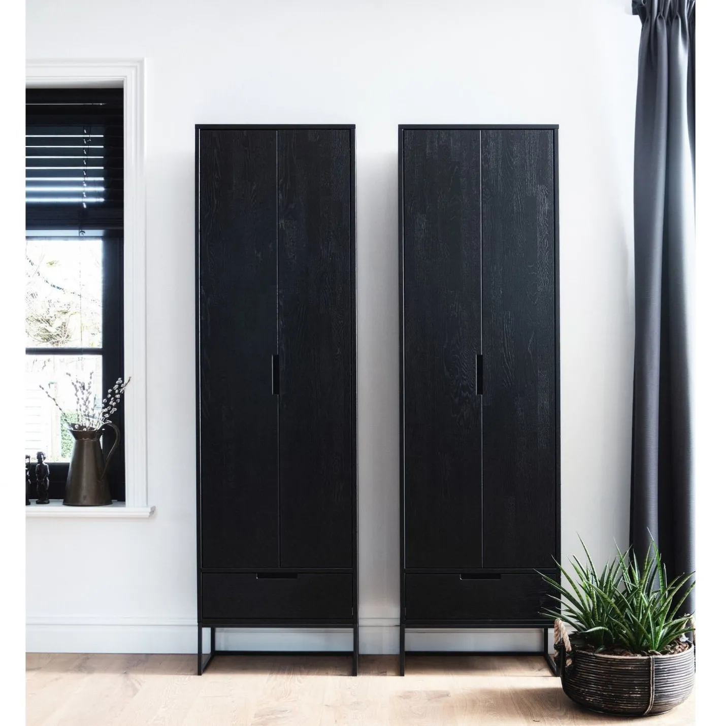 Discount WOOOD Silas Hoge Opbergkast Black Night