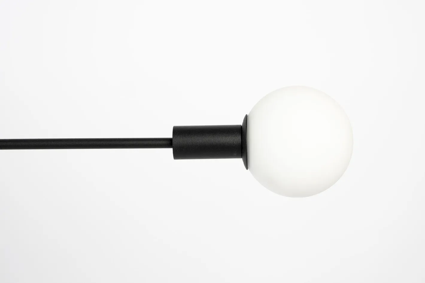 New Zuiver Sirius Wandlamp Zwart, Goud