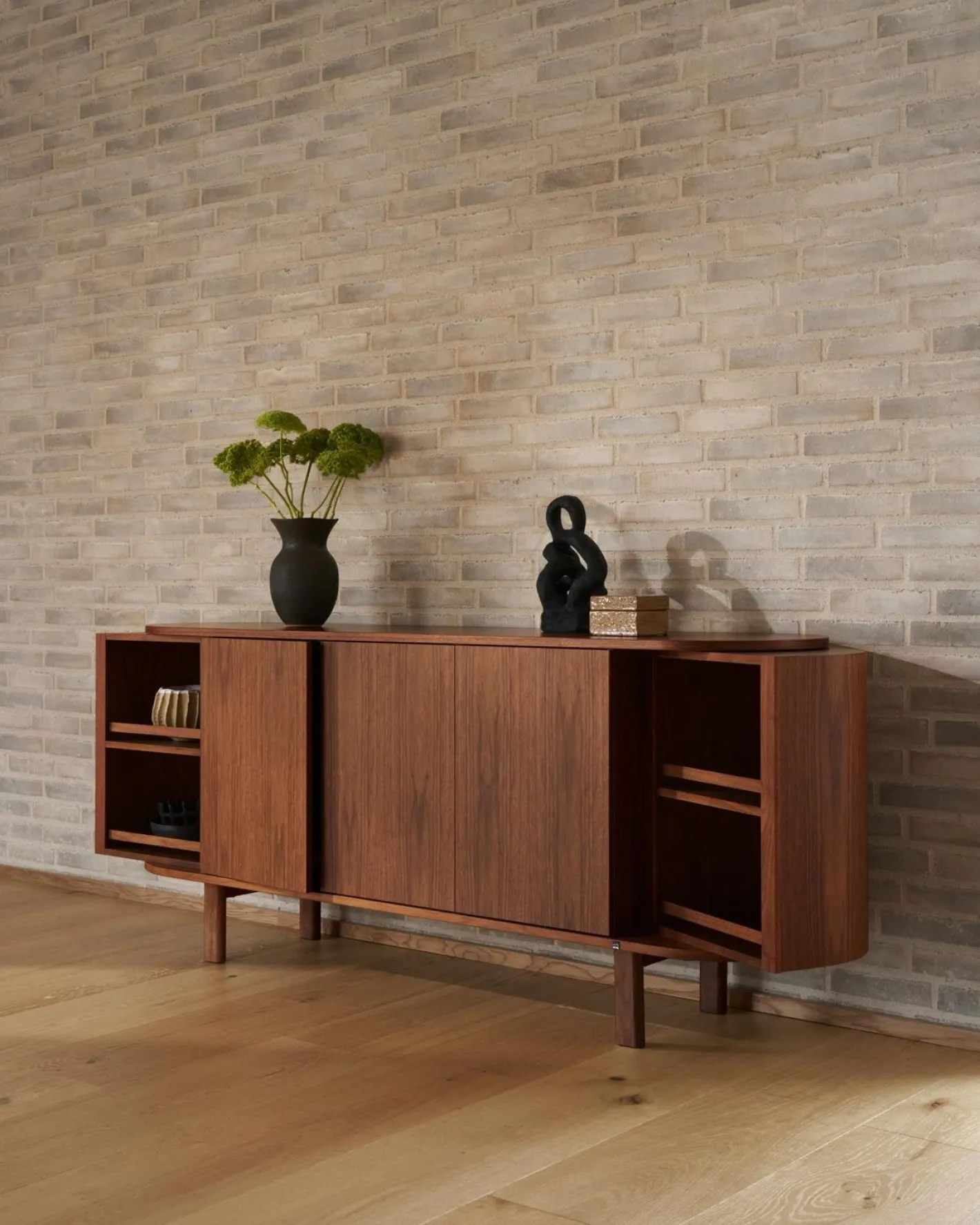 Best Skovby SM543 Dressoir Bruin