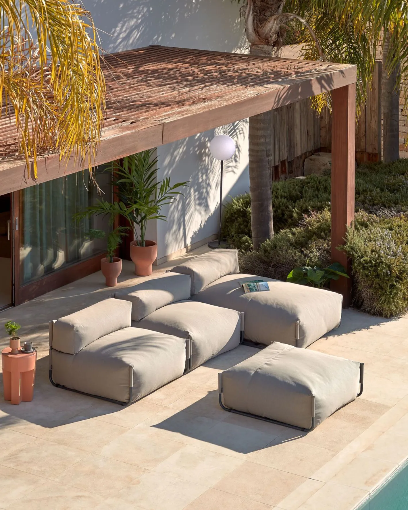 Kave Home Square Outdoor Chaise Longue Groen