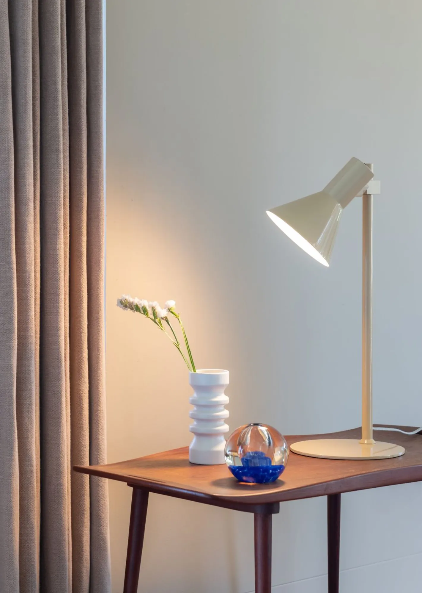 It's about RoMi Stavanger Tafellamp Beige