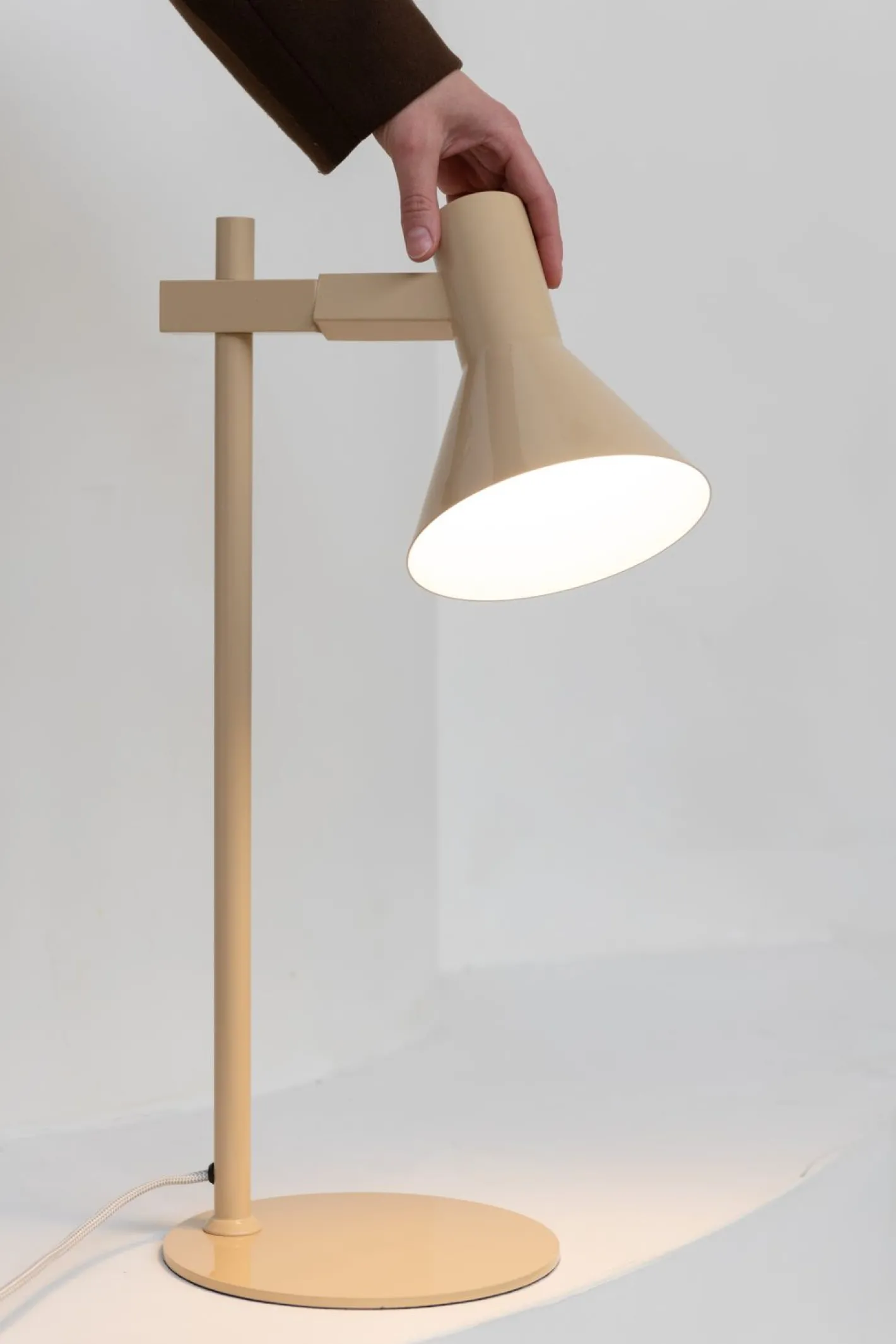 It's about RoMi Stavanger Tafellamp Beige