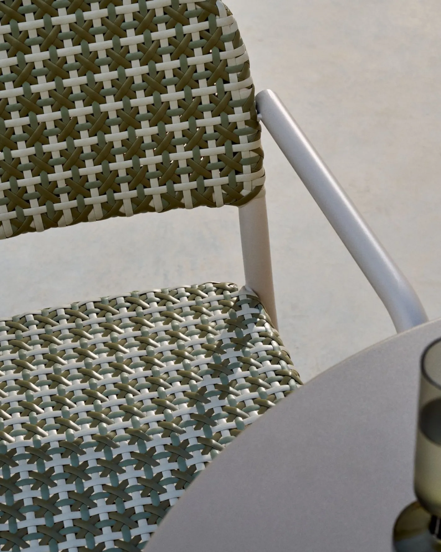New Kave Home Tuccia Tuinstoel Beige, Groen