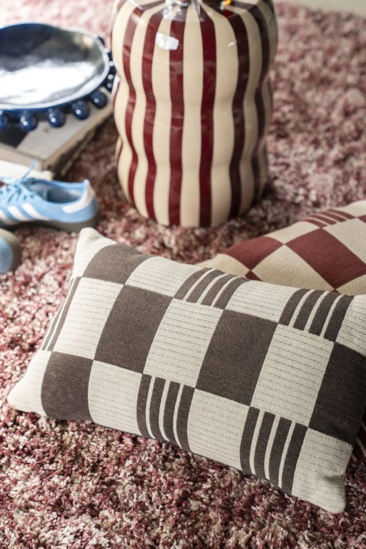 New By Boo Twist Rechthoekig Kussen Brown