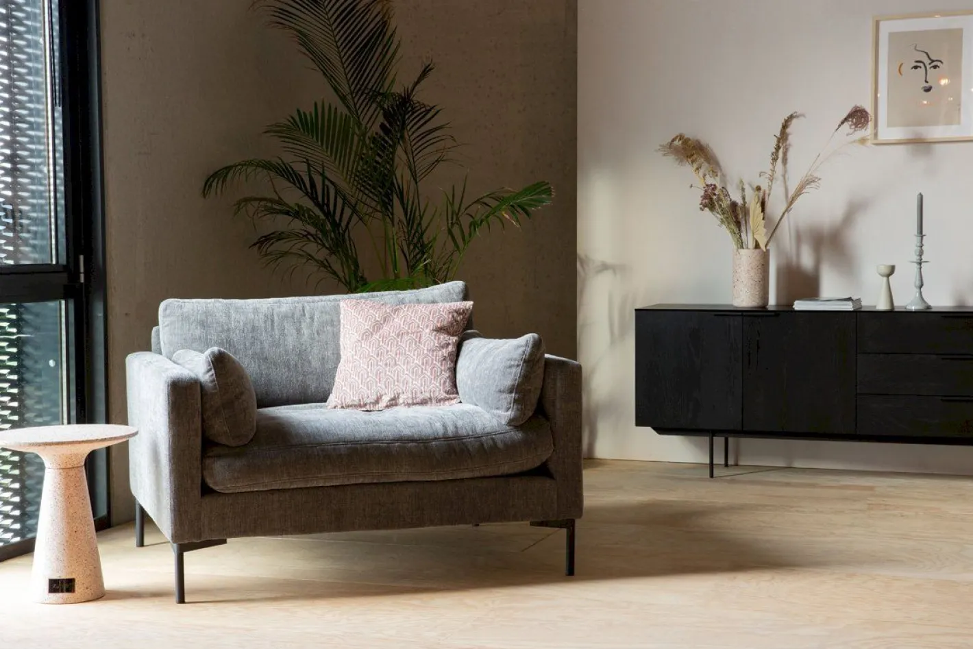 Clearance Zuiver Victoria Bijzettafel Pink