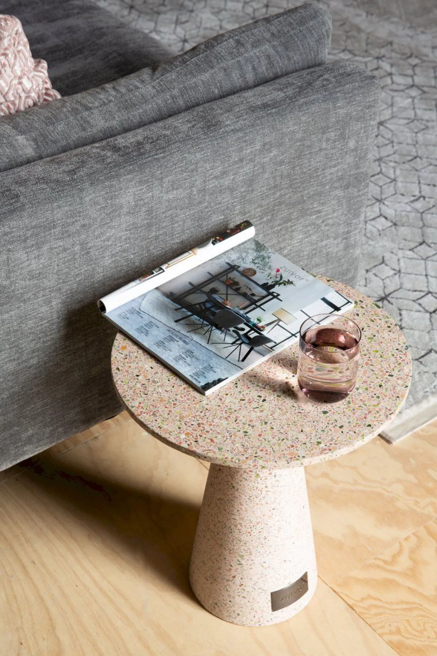 Clearance Zuiver Victoria Bijzettafel Pink