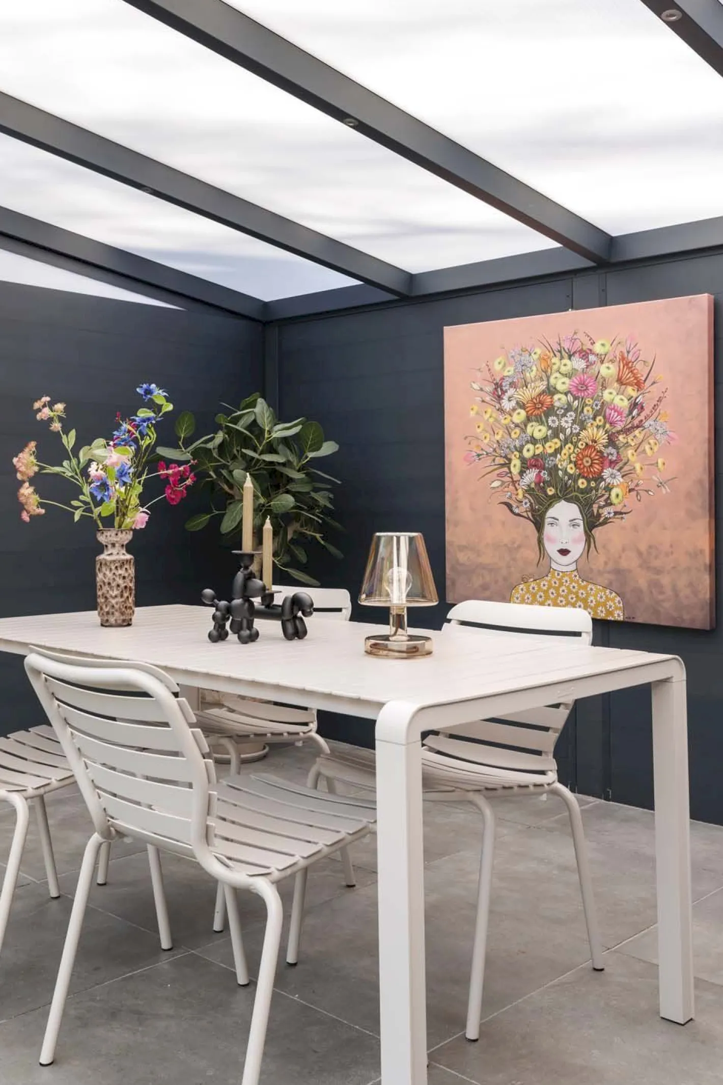 Best Zuiver Vondel Tuintafel White