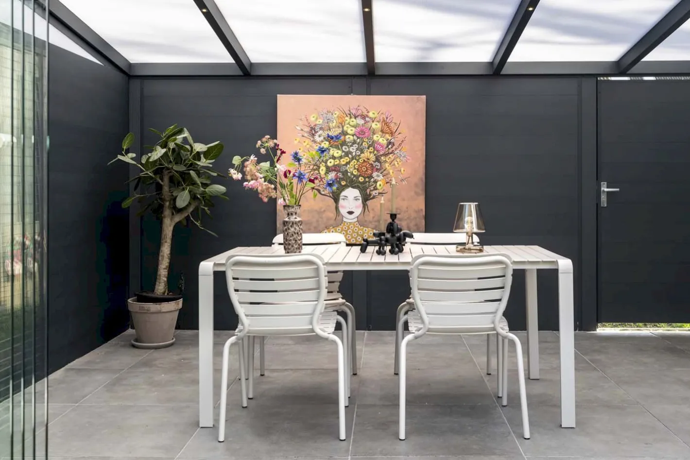 Best Zuiver Vondel Tuintafel White