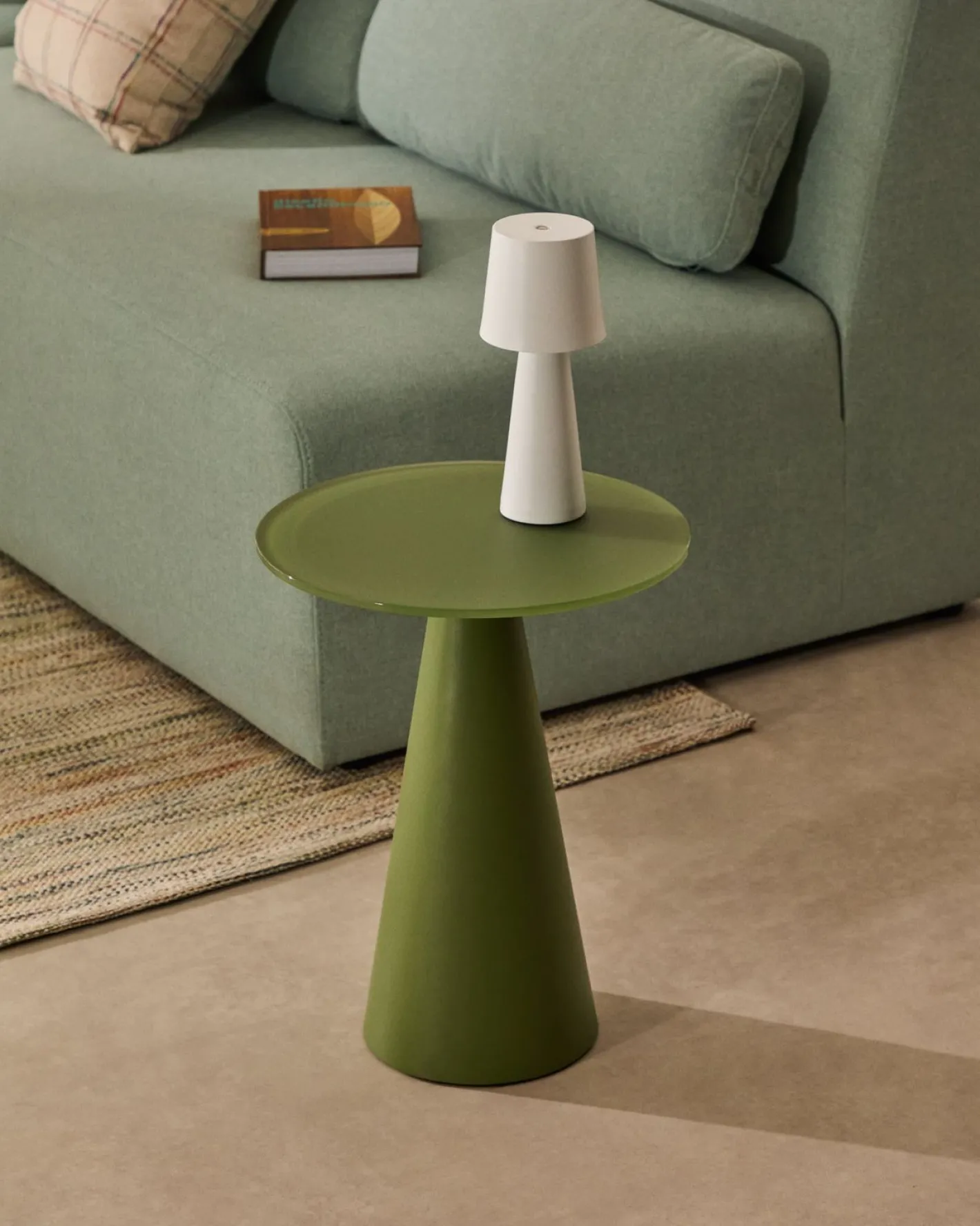Kave Home Wilshire Bijzettafel Groen