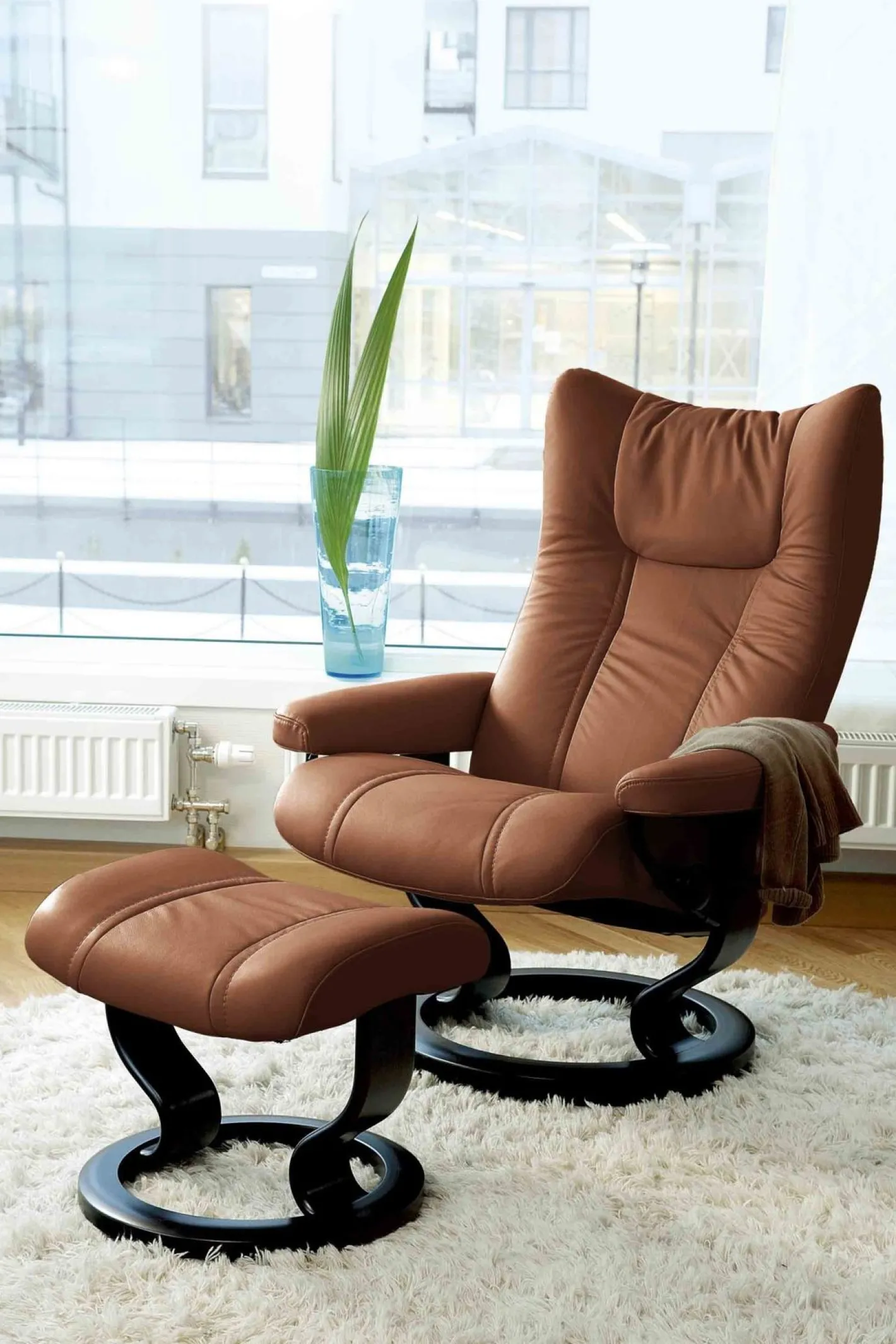 Stressless Wing Relaxfauteuil + Hocker Zwart